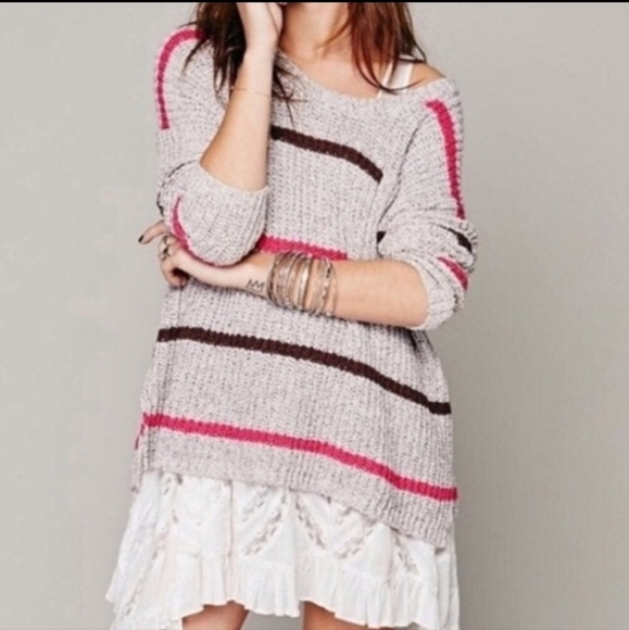 Free People Complete in Stripes Slouchy Longsleeve Pull-over Sweater M - Picture 1 of 11